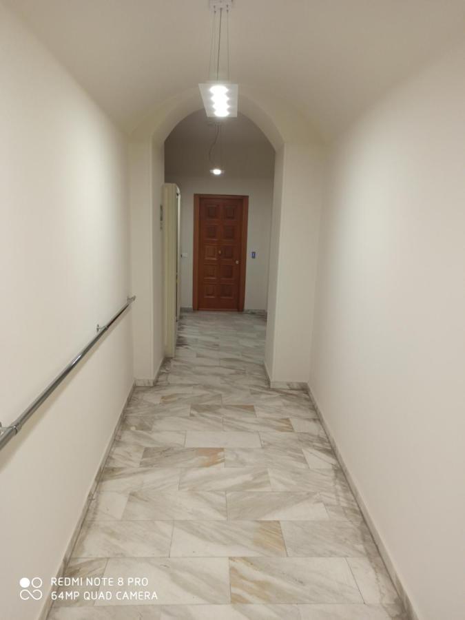 Апартаменты G House 100 Катания Экстерьер фото