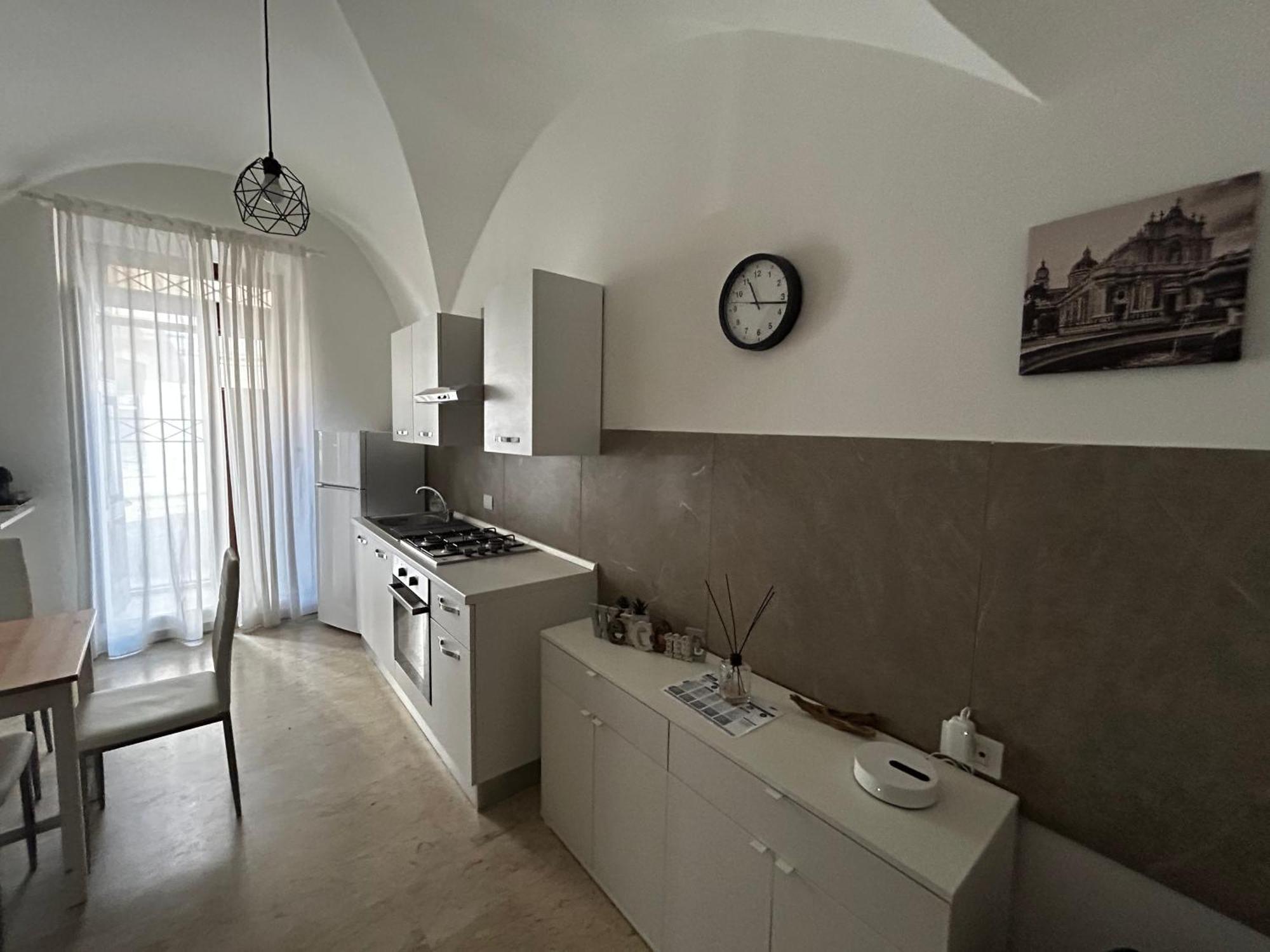 Апартаменты G House 100 Катания Экстерьер фото