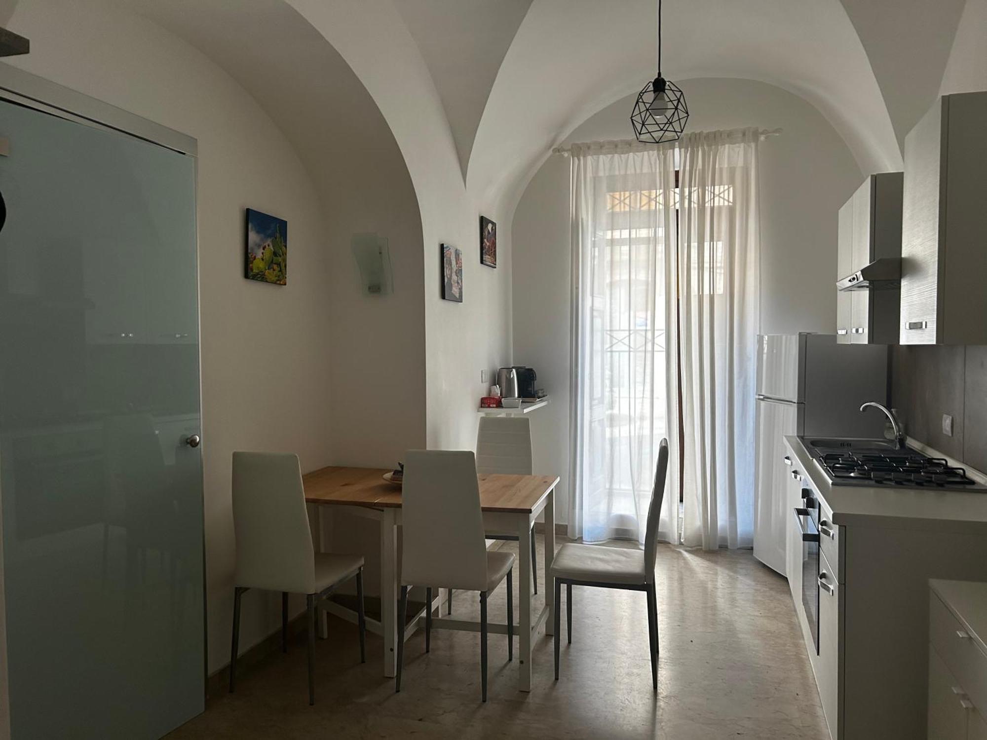 Апартаменты G House 100 Катания Экстерьер фото